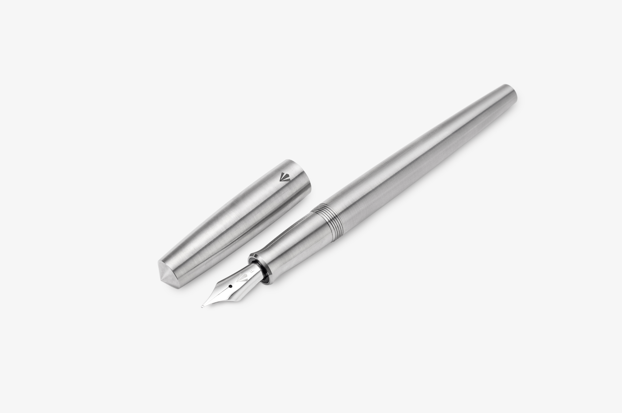 Gravitas Fountain Pen Gravitas - Entry | Grade 5 Titanium