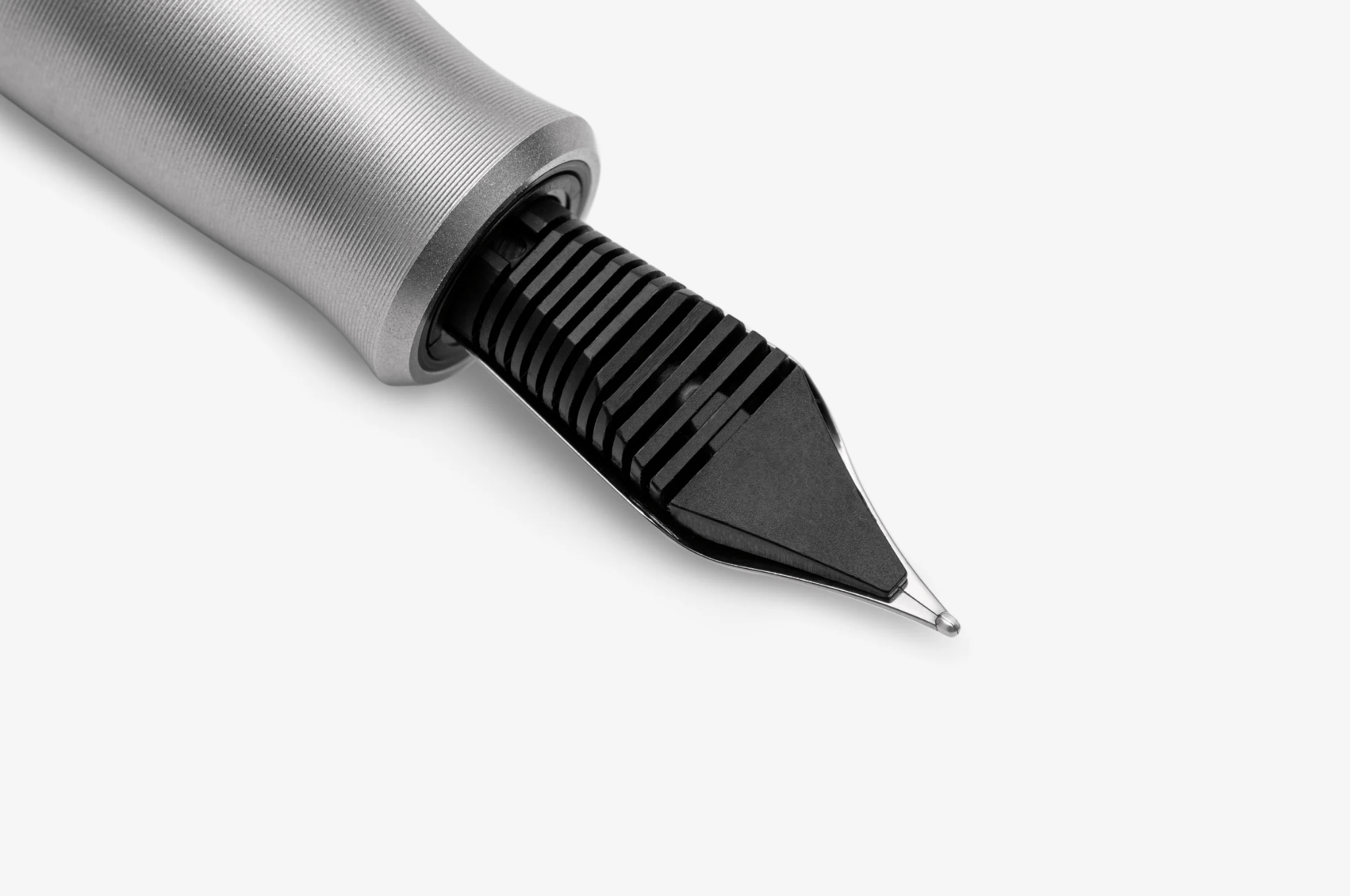 Gravitas Fountain Pen Gravitas - Vac 2.0 Titanium Stone Washed